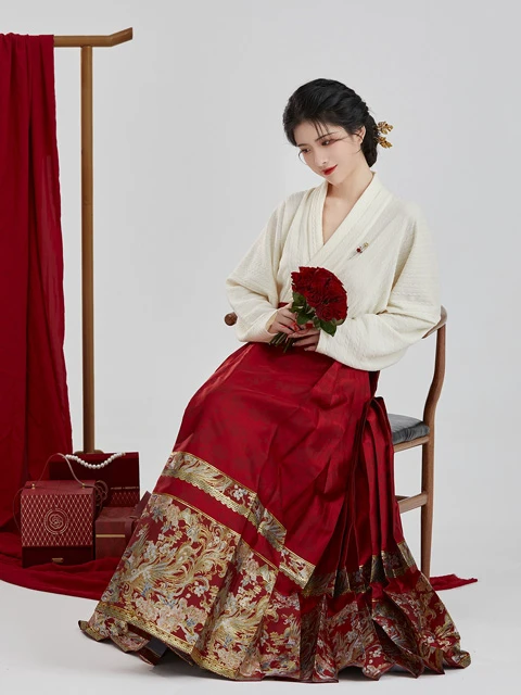 Finding the Perfect Hanfu Mamian Qun: A Guide to Choosing the Right Style for You-13