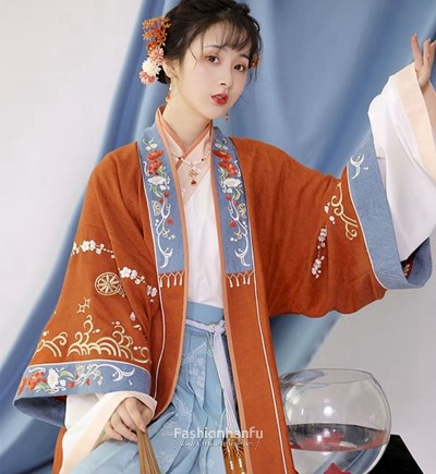 Why The Costumes In Chinese Dramas and Hanfu Are Difference-10