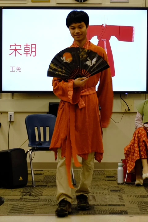 Hanfu Culture Class in California Local Chinese School, March 17-5