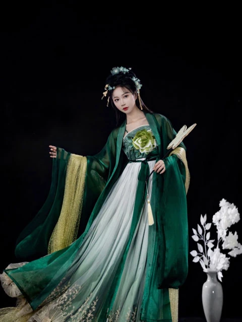 7 Hanfu Styles for Prom-8