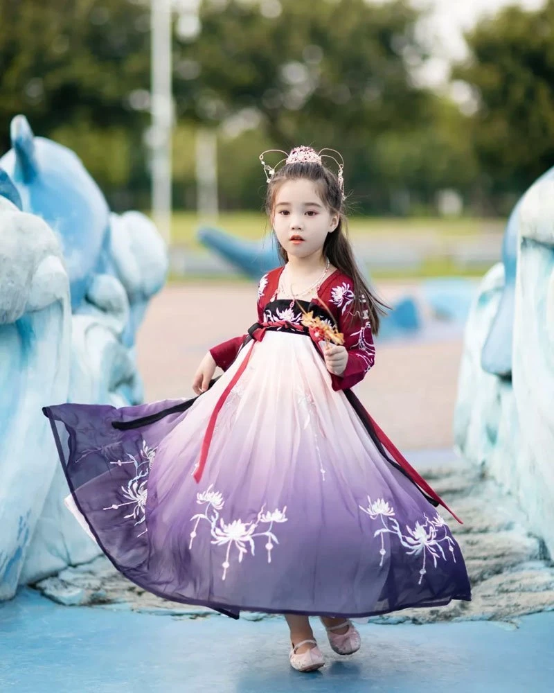 4 of The Best Parent & Child Hanfu Costume Ideas-10