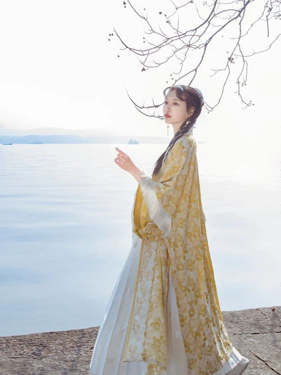 2 New Ideas to Match Hanfu [Oil Paintings Style]-15