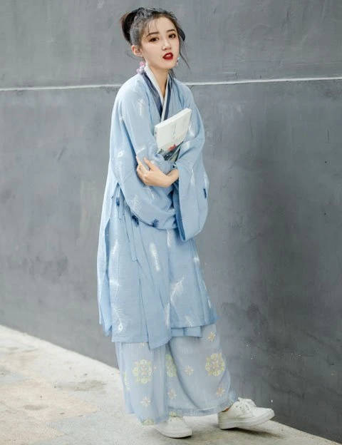 How to Choose Modern Hanfu Style for a Date?-12