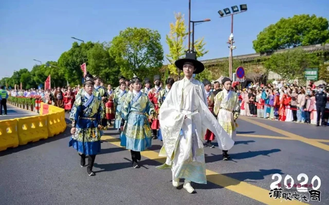 Beyond Tradition: The Hanfu Revival and its Influence on Daily Life-13