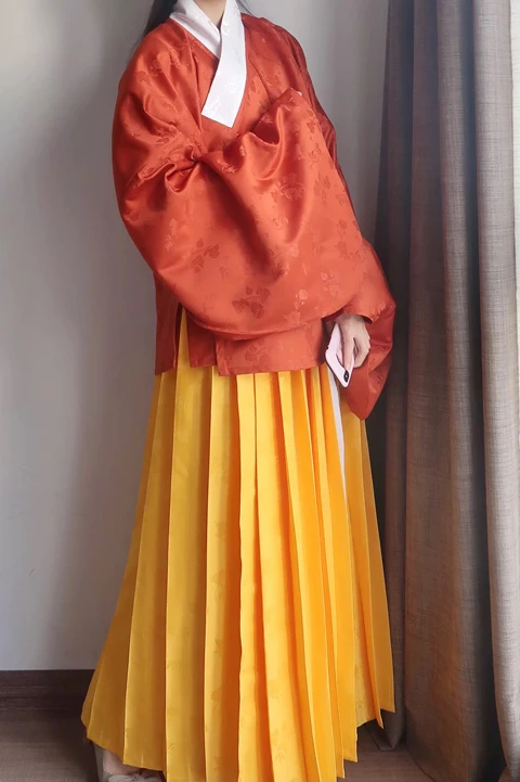 7 Types of Hanfu Skirts That You Should Know-15