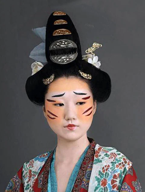 Mid Tang Dynasty Makeup Features - Alternative Aesthetics-6