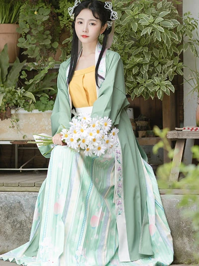 Early Summer Hanfu Dressing Guide for Girls-4