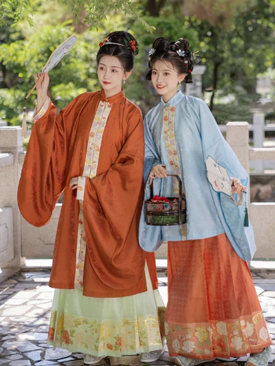 Top 10 Traditional Chinese Outfits Loved by Hanfu Fans 2021-28