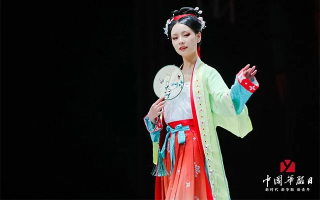 Live photos of Chinese National Costume Day on December 5-44