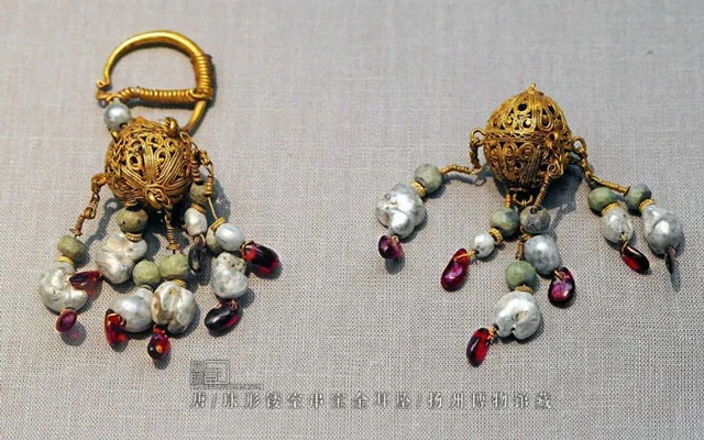 Luxury Aesthetics of Ancient Chinese Gold Jewelry-5