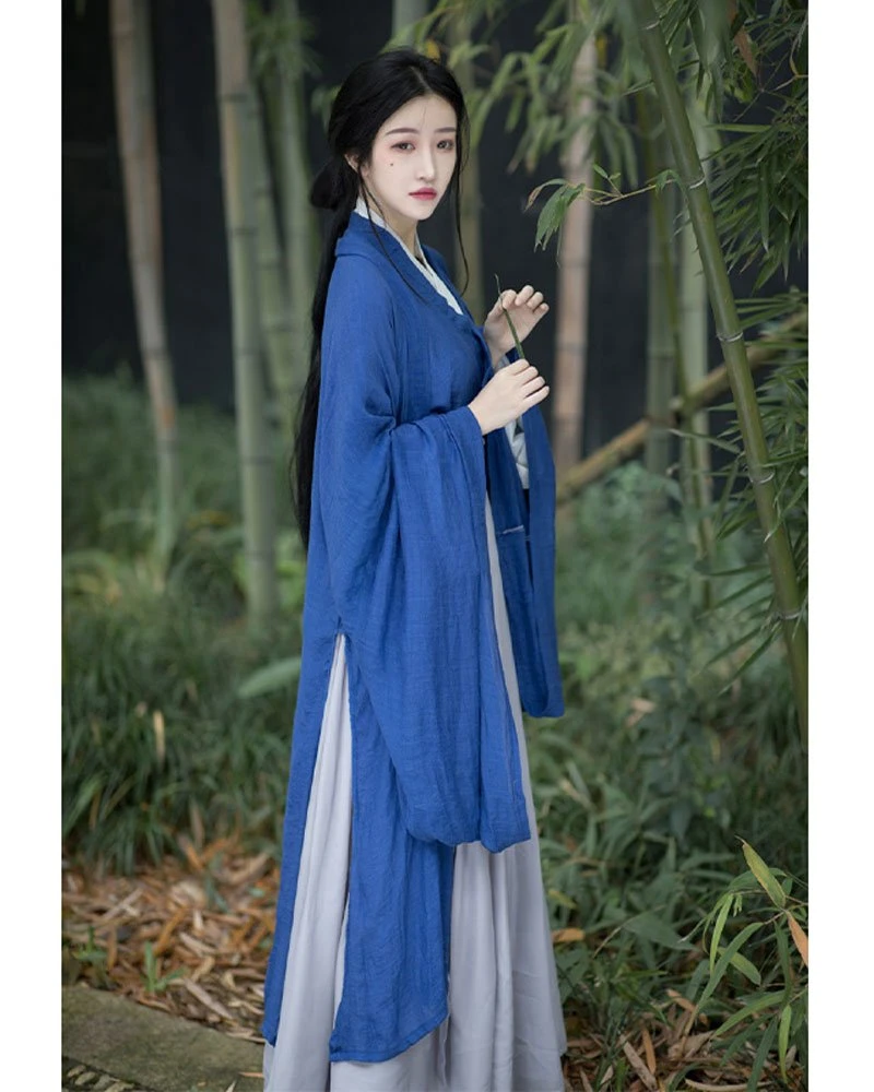 The Application of Annual Popular Color in Hanfu -- Classic Blue-10