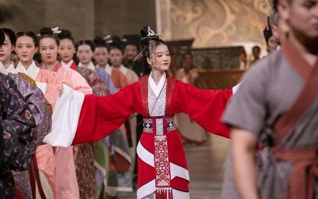 The Mews - Unmissable Hanfu Variety Show that You Should Stream Right Now-20