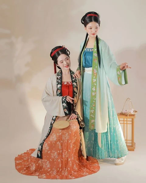 How to Choose Hanfu in Spring-11