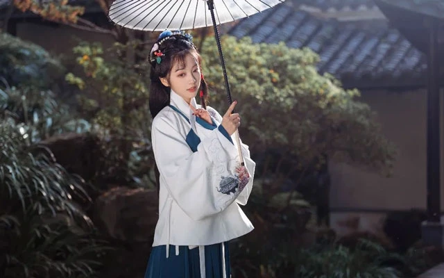 [Interview] How to Become a Hanfu Model-12