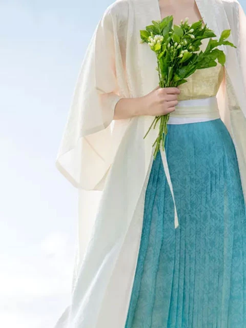 Washing and Care Guide for Different Hanfu Fabrics-4