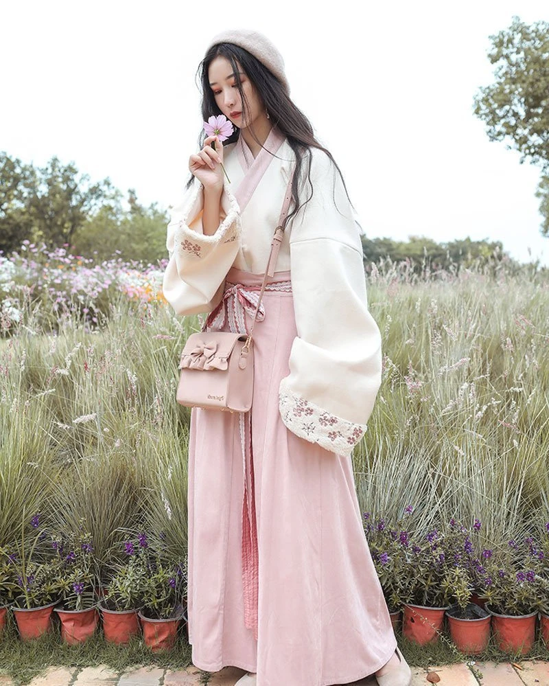 3 Tips of Wei Jin Hanfu, New Style of Street Fashion-12