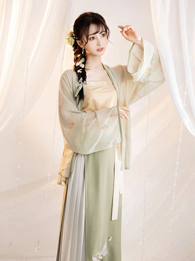 Top 10 Traditional Chinese Outfits Loved by Hanfu Fans 2021-18