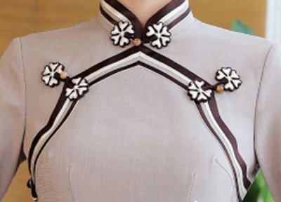 Chinese Cheongsam Lapel Forms: Characteristics and Occasions to Wear Them-16