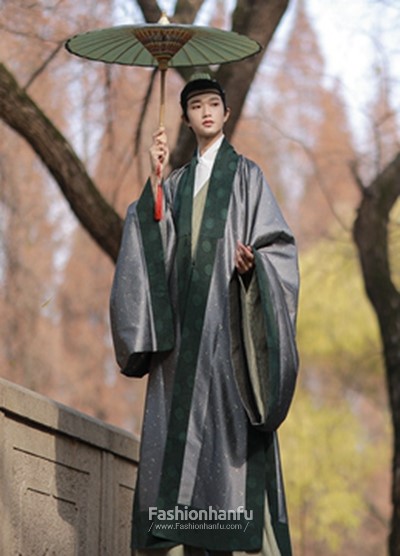 Why The Costumes In Chinese Dramas and Hanfu Are Difference-26