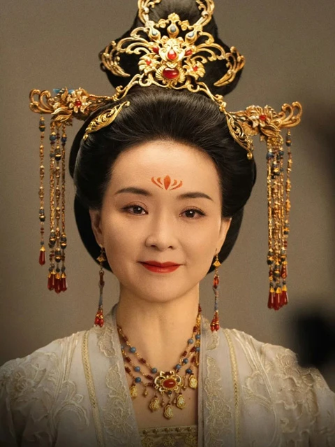 Exploring the Historical Context and Makeup Trends of Huadian in Cdramas-10