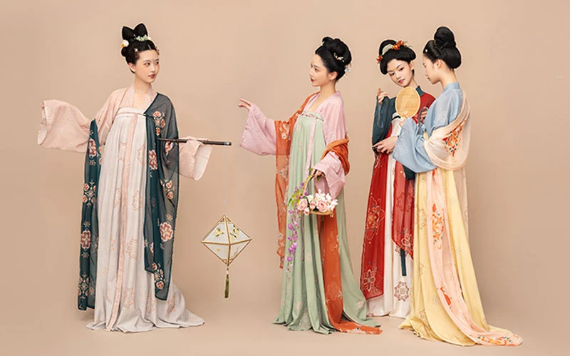 Through the Dynasties: A Summary of Hanfu Historical Context-9