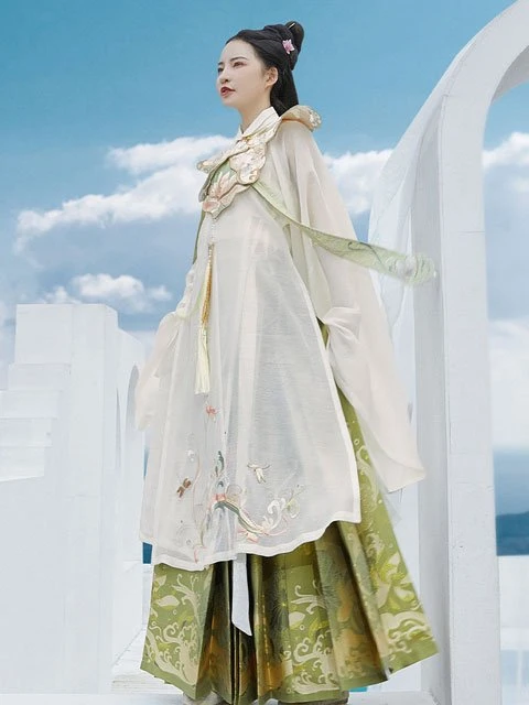 12 Latest Fashion Chinese Clothing Hanfu Styles in Runway-7