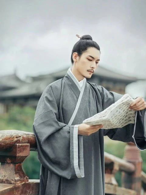 Men's Clothing China | How to Pick One Dazzling Hanfu for Men?-14