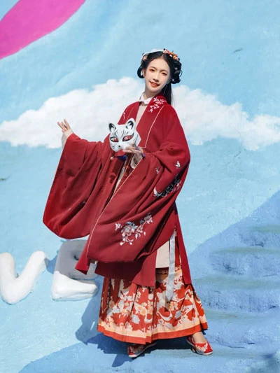 5 Recommended Girls Hanfu Suits for Chinese New Year-14