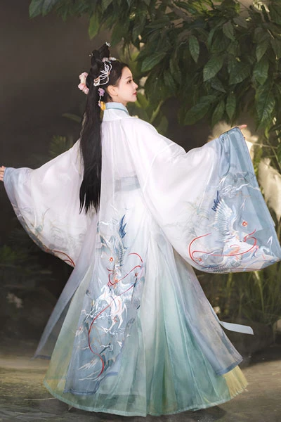 10 Latest Sets of Sweet Chinese Hanfu for Lovers-26