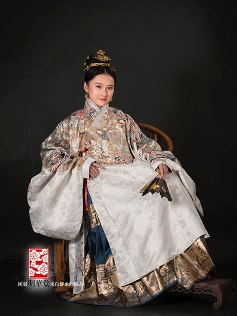 When Generation Z Meets Hanfu: What Are the Implications of This Cultural Craze?-3