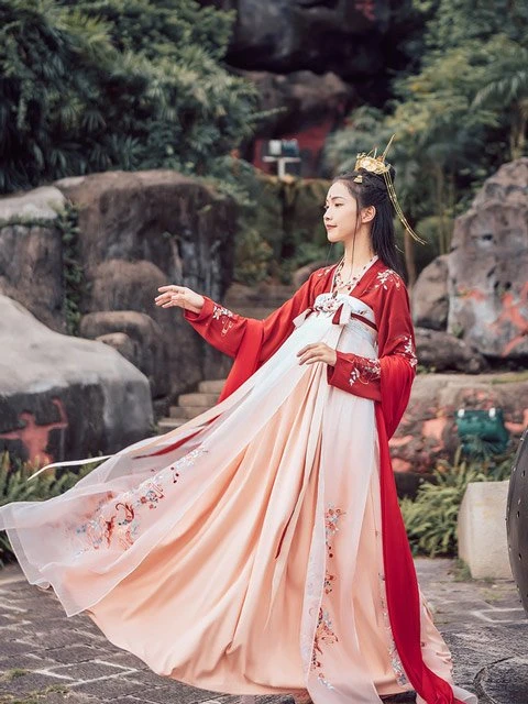 Beautiful Chinese Traditional Dress for Girls of 12 Constellations-3