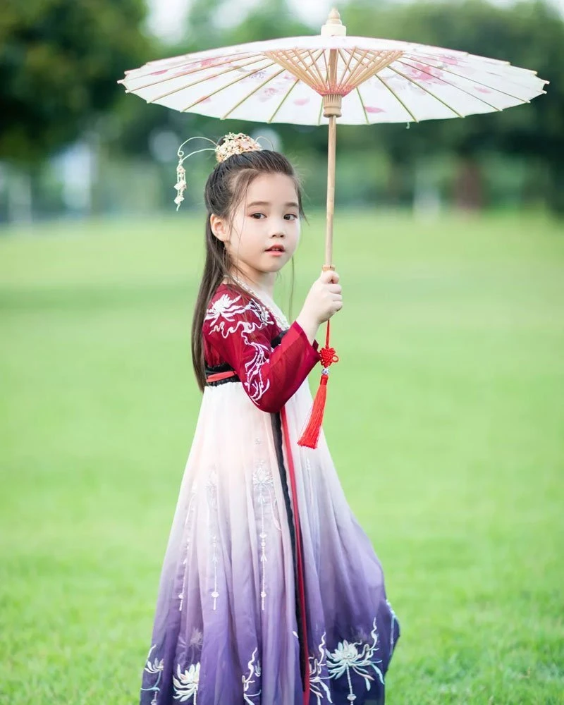 4 of The Best Parent & Child Hanfu Costume Ideas-11