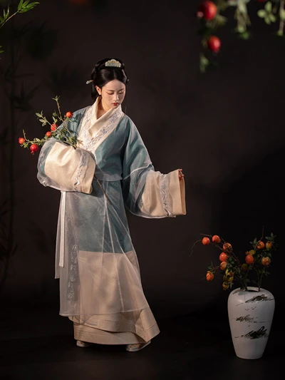 Vintage Hanfu Collection: 10 Beautiful Retro Dresses With Rich Ancient Flavor-32