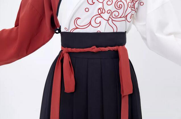 Dressing Course – How To Wear A Cross Collar Hanfu Dress Quickly-23