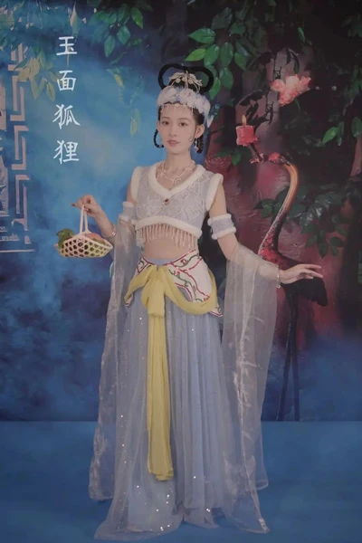 Top Popular Chinese Style Dress Culture Promoters-31