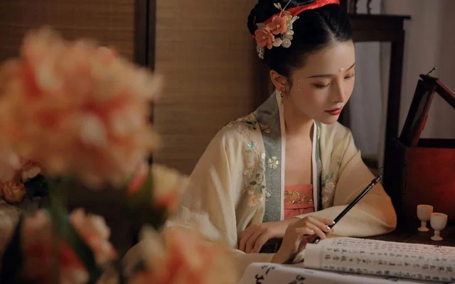 [Interview] How to Become a Hanfu Model-6