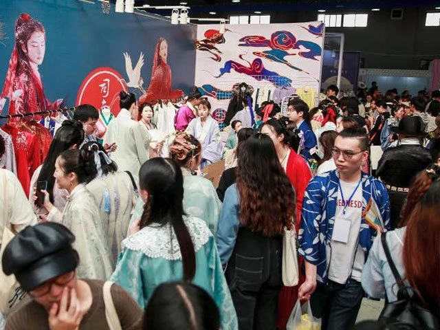 Chinese Hanfu Industry – Changing & Get Better