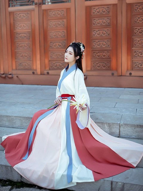 Beautiful Chinese Traditional Dress for Girls of 12 Constellations-24