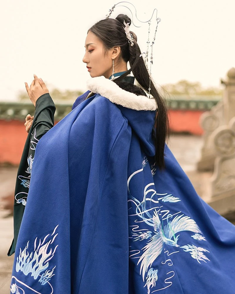 The Application of Annual Popular Color in Hanfu -- Classic Blue-8