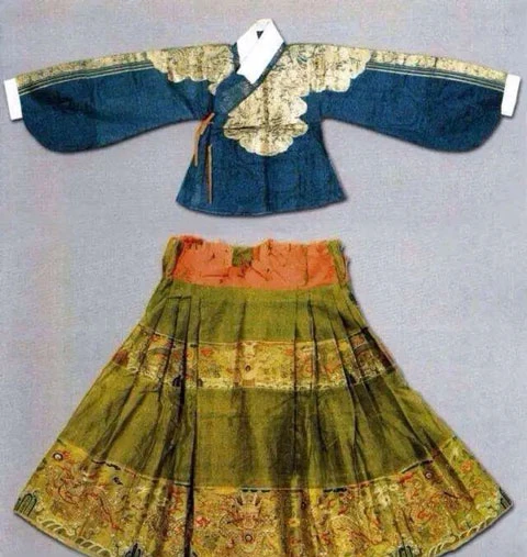 5 Historical Fashion Items from Ancient Chinese Costume-6