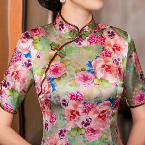 The Art of Cheongsam Collar: An Exploration of the Different Styles and Their Feature-26