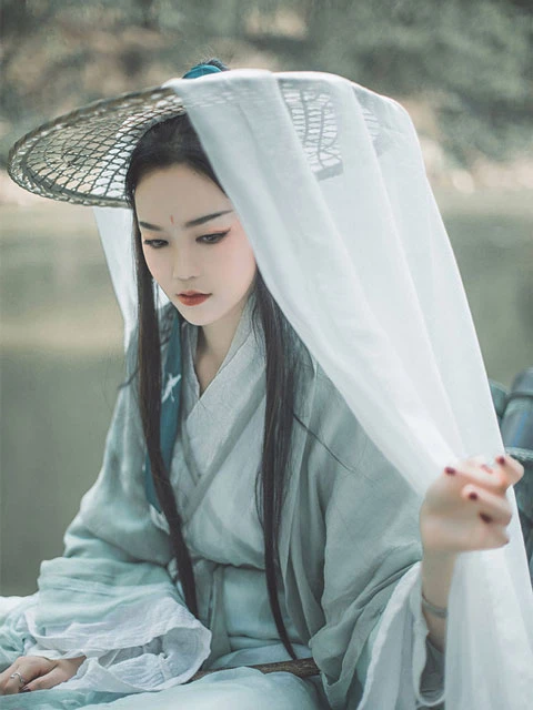 4 Sets of Martial Arts Style Hanfu for Girls-8