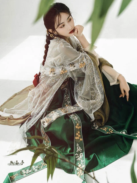 7 Hanfu Styles for Prom-10