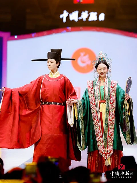 Live photos of Chinese National Costume Day on December 5-50