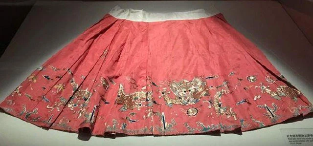 What You Need to Know About Ming Dynasty Clothing-16