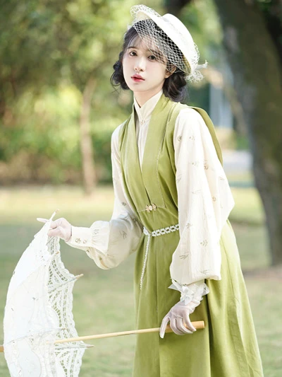 How to Choose Green Hanfu Clothing for Your Spring-15