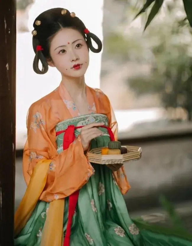 The Evolution History Of Chinese Traditional Costume 2020-17