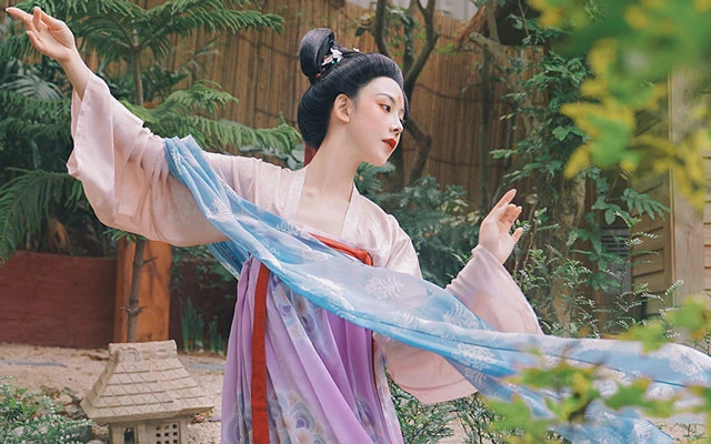 Top 3 Hanfu Fashion Trends for 2021-7