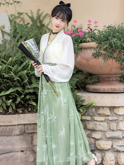 10 Gorgeous Green Hanfu Set for Summer-9