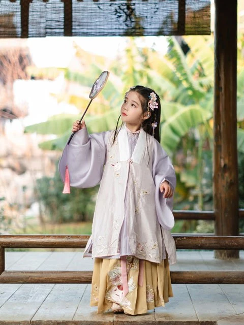 How to Choose One Genuine Chinese Costumes for Children?-12